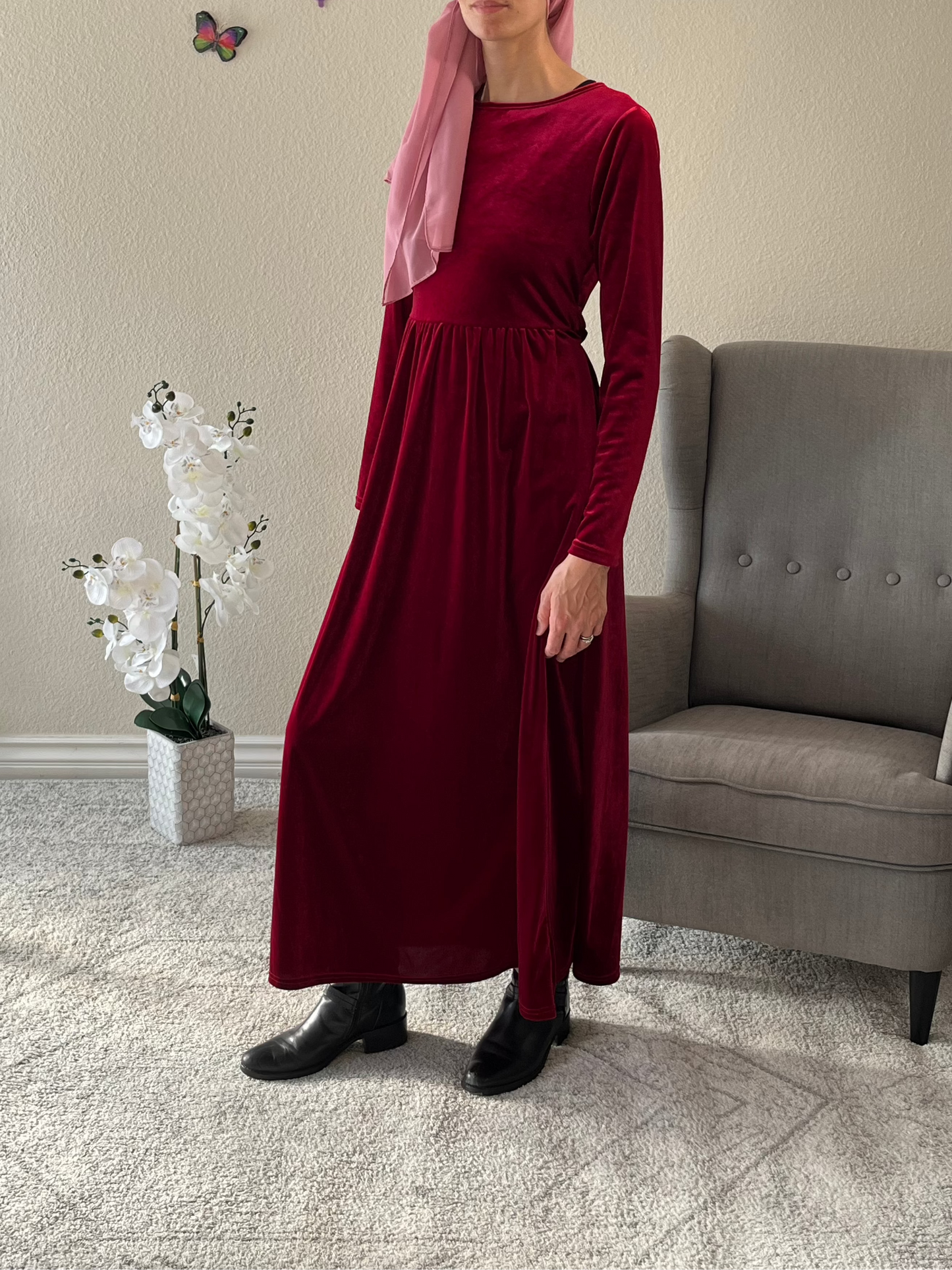 Velvet Round Neck Long Sleeve Maxi Dress - EmelBoutique