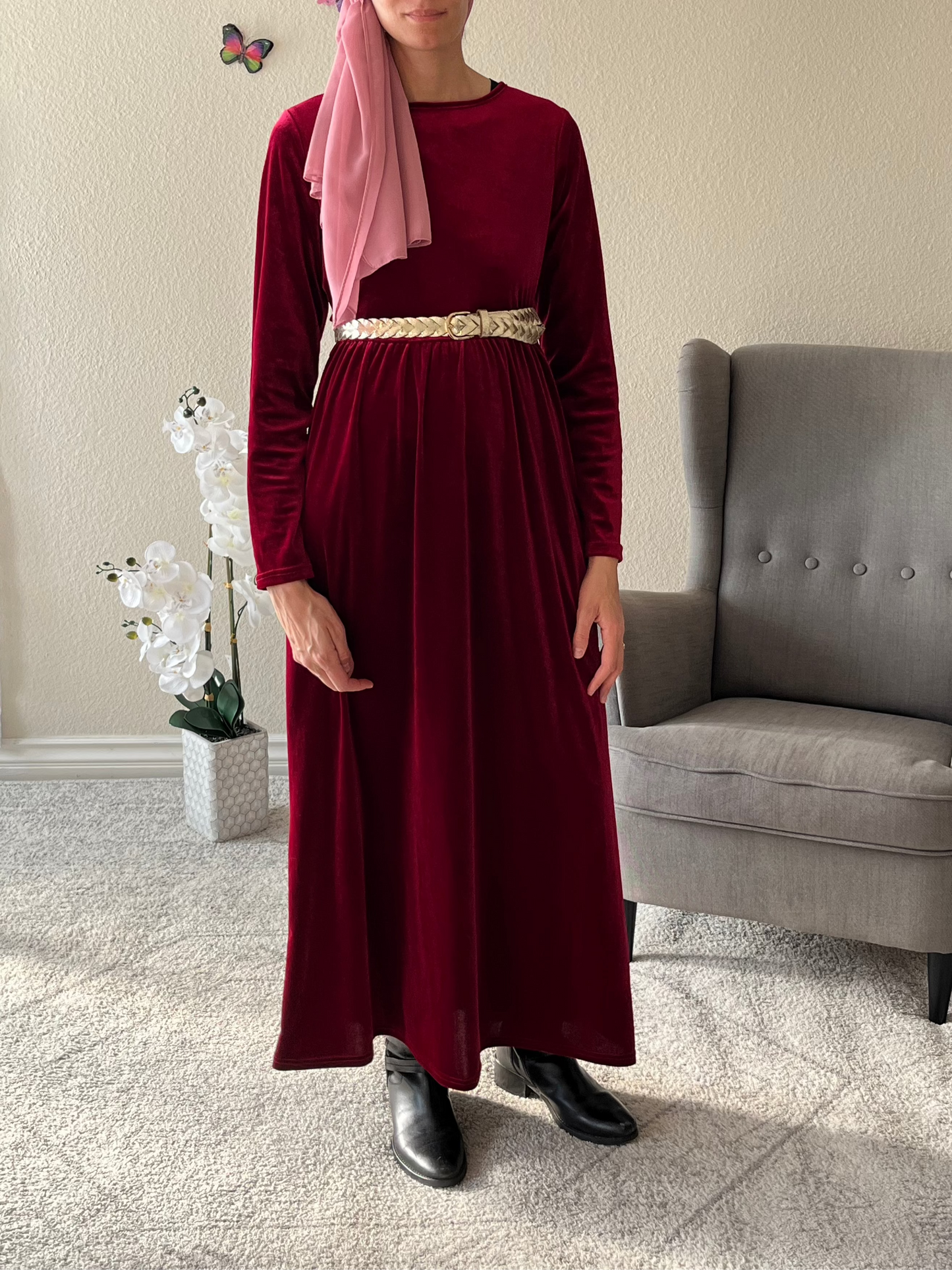 Velvet Round Neck Long Sleeve Maxi Dress - EmelBoutique