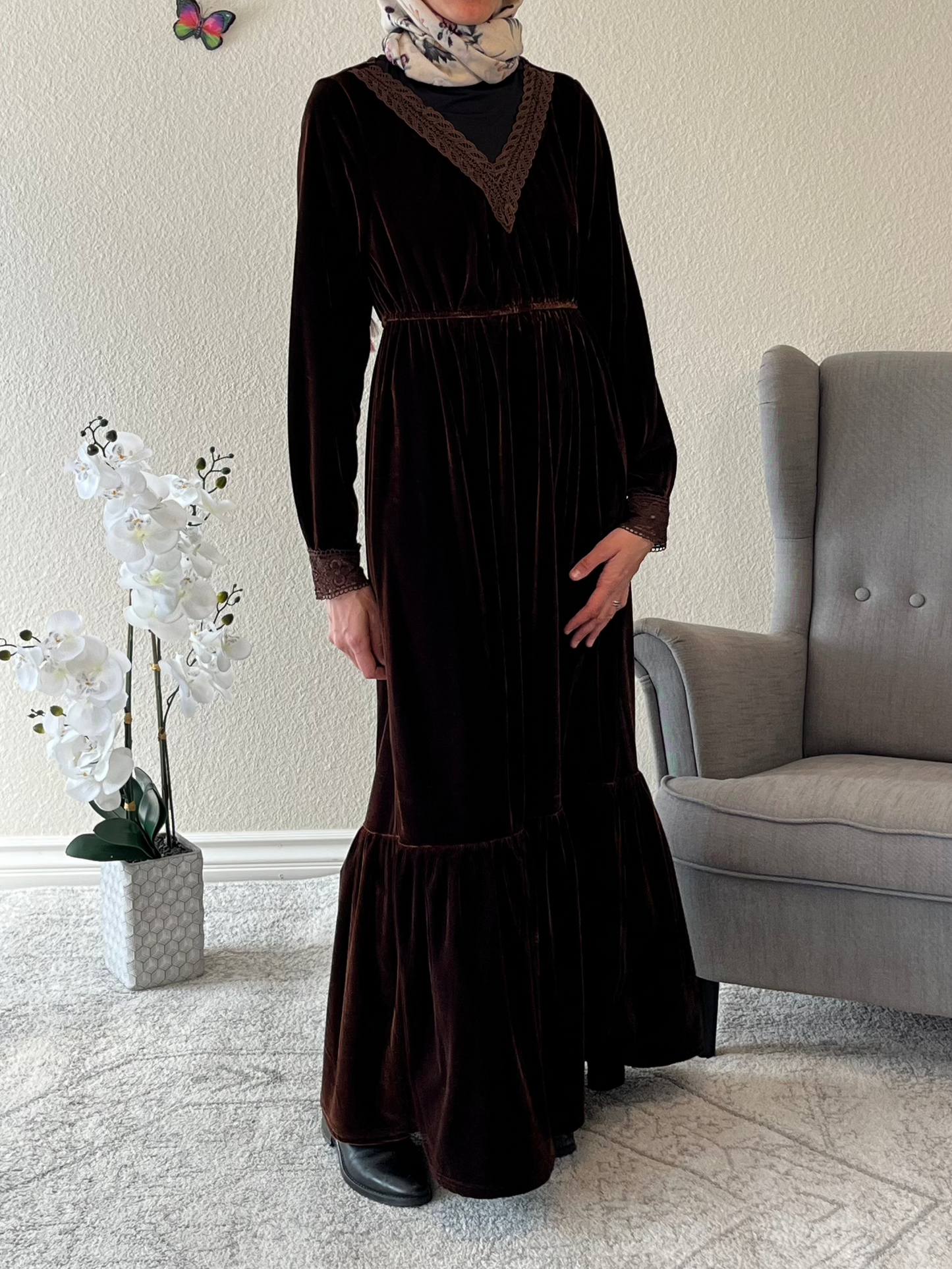 Lace Detail V-Neck Long Sleeve Maxi Dress - EmelBoutique