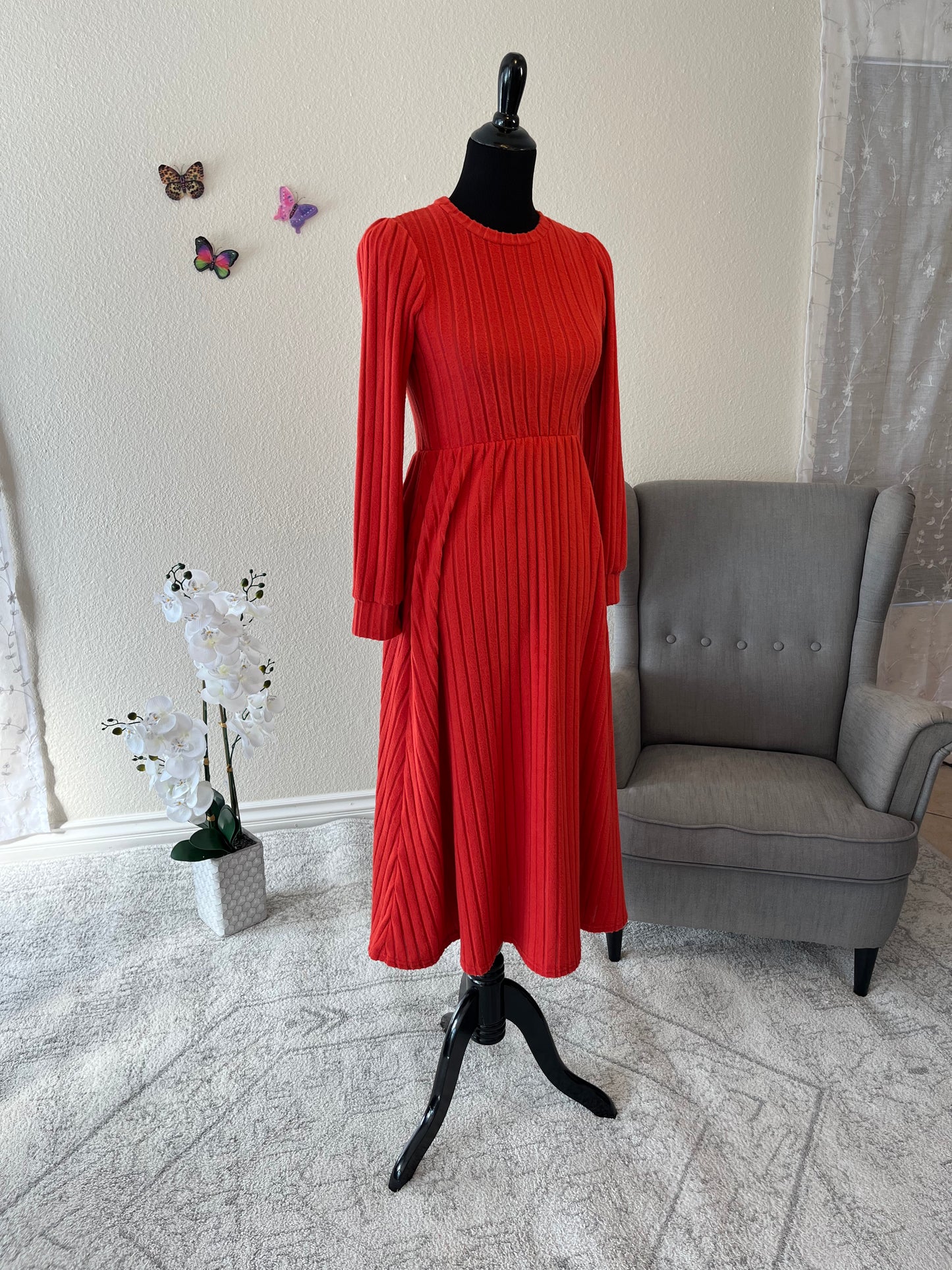 Ribbed Round Neck Long Sleeve Dress - EmelBoutique