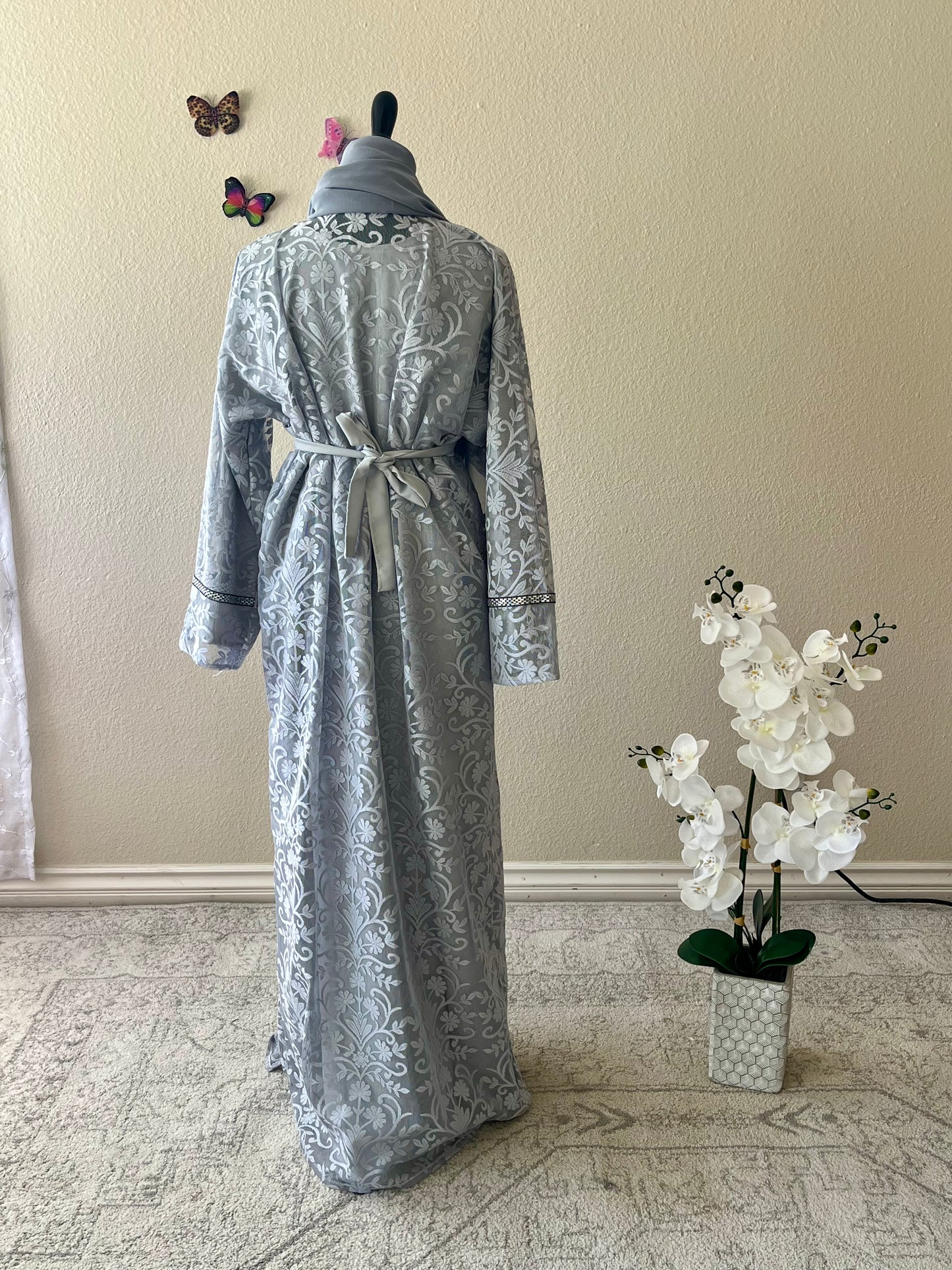 Lace Silver Dubai Abaya