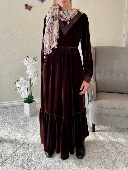 Lace Detail V-Neck Long Sleeve Maxi Dress - EmelBoutique