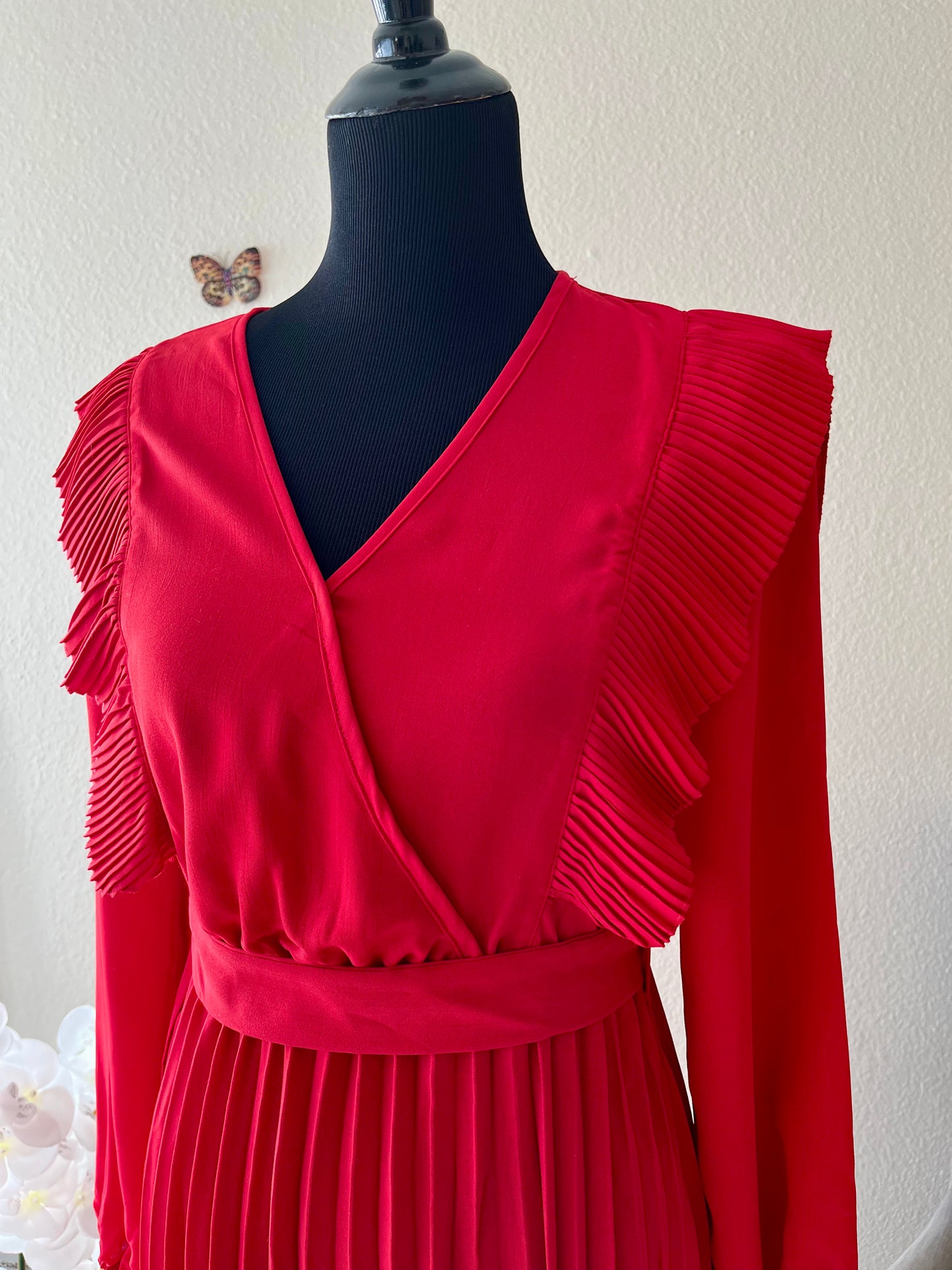 Pleated Surplice Tie Waist Maxi Dress - EmelBoutique